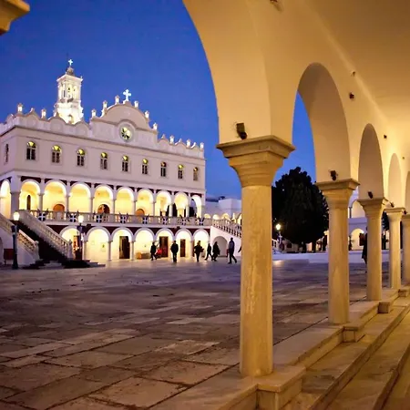 招待所 En Tino 2 3*