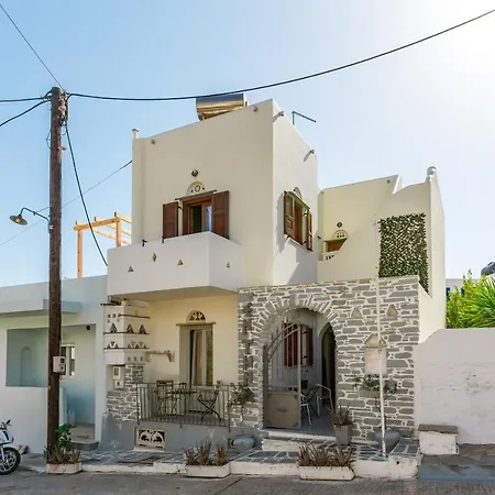 En Tino 2 招待所 Tínos