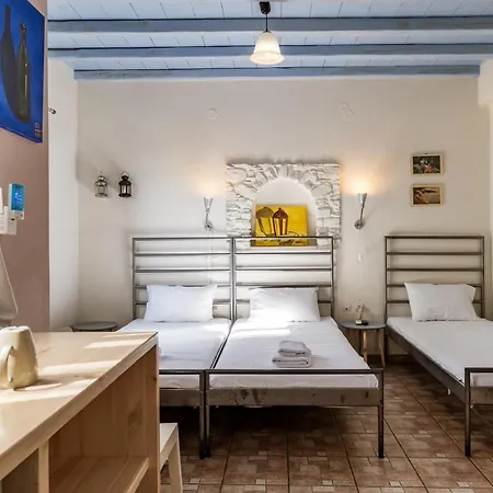 Maison d'hôtes En Tino 2 Tínos